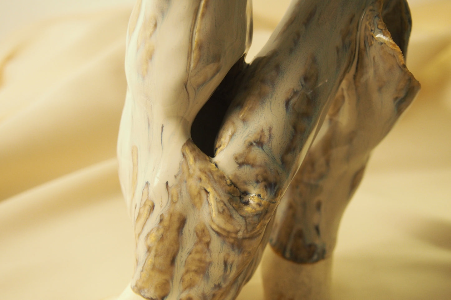 Smoky gumtree ceramic sculpture
