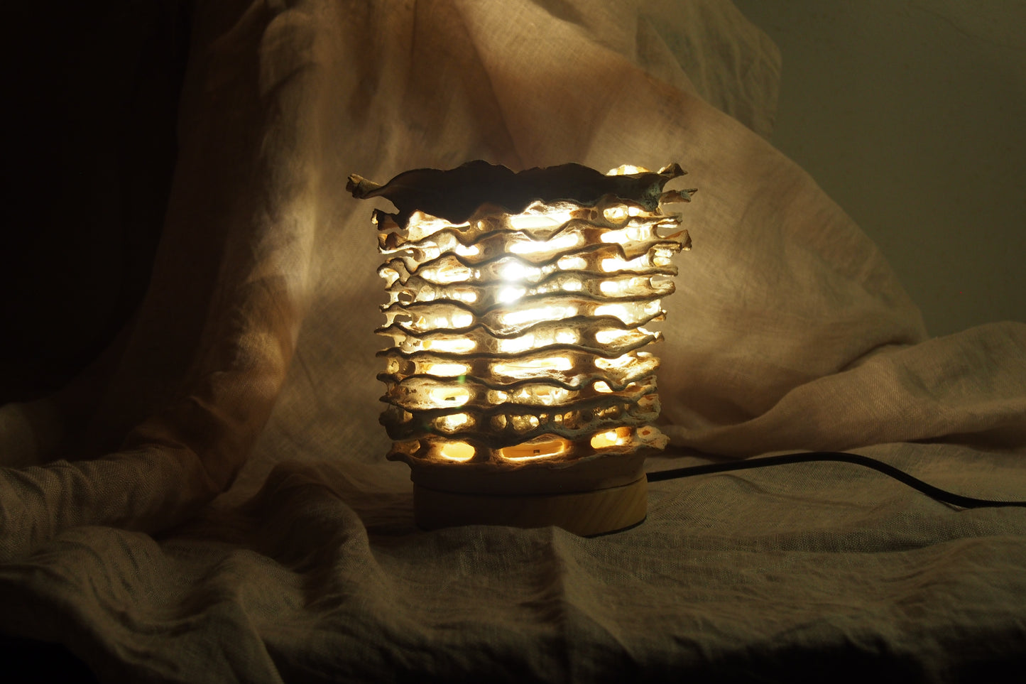 Echo I, ceramic lamp sculpture