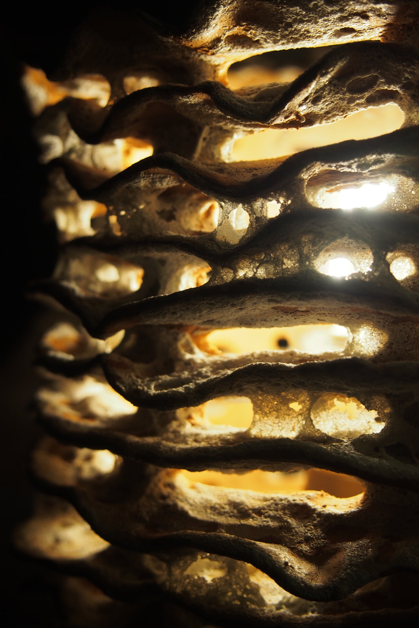 Echo I, ceramic lamp sculpture