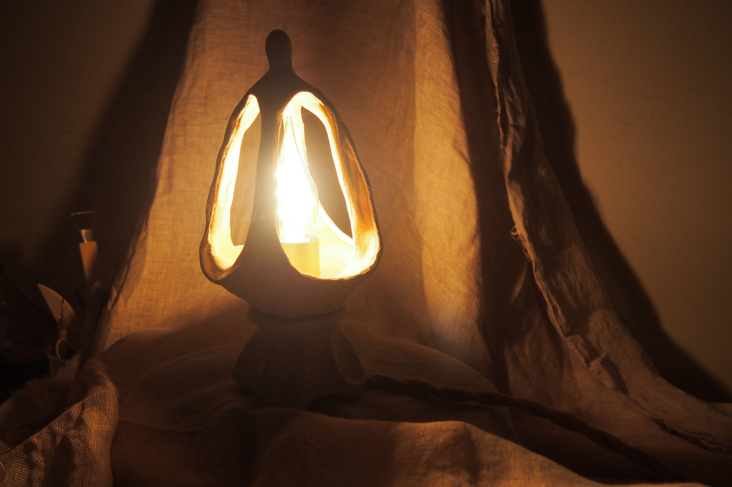 Echo V, ceramic lamp sculpture
