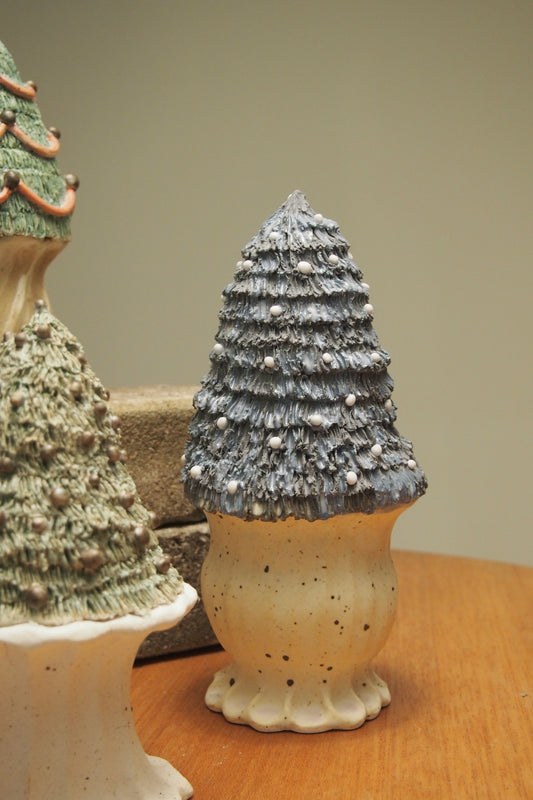 EverChrist potted ceramic Christmas tree